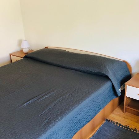 Apartmani Lovre ポセダリェ エクステリア 写真