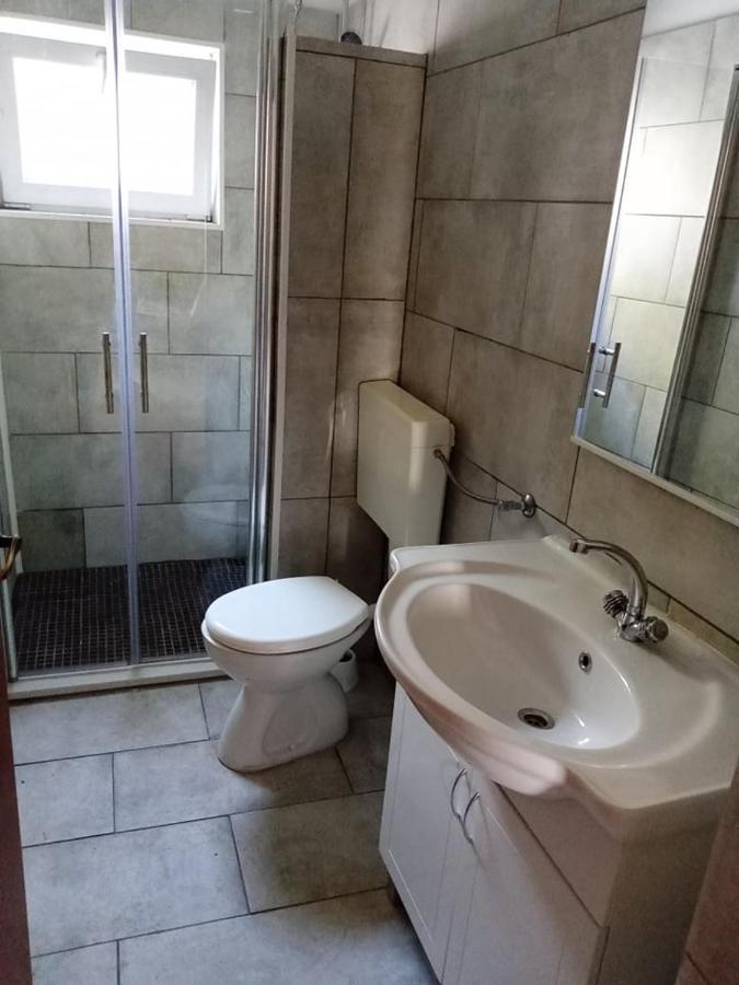 Apartmani Lovre ポセダリェ エクステリア 写真